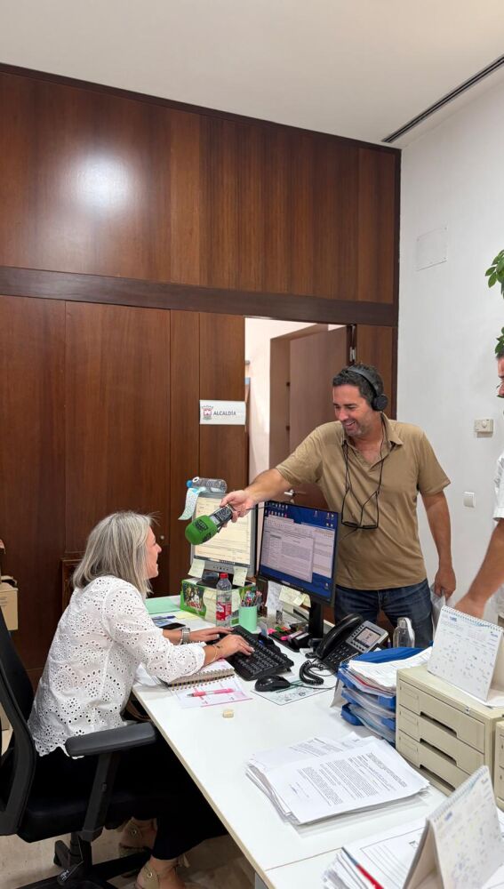 Algunos trabajadores municipales participaron en el programa.