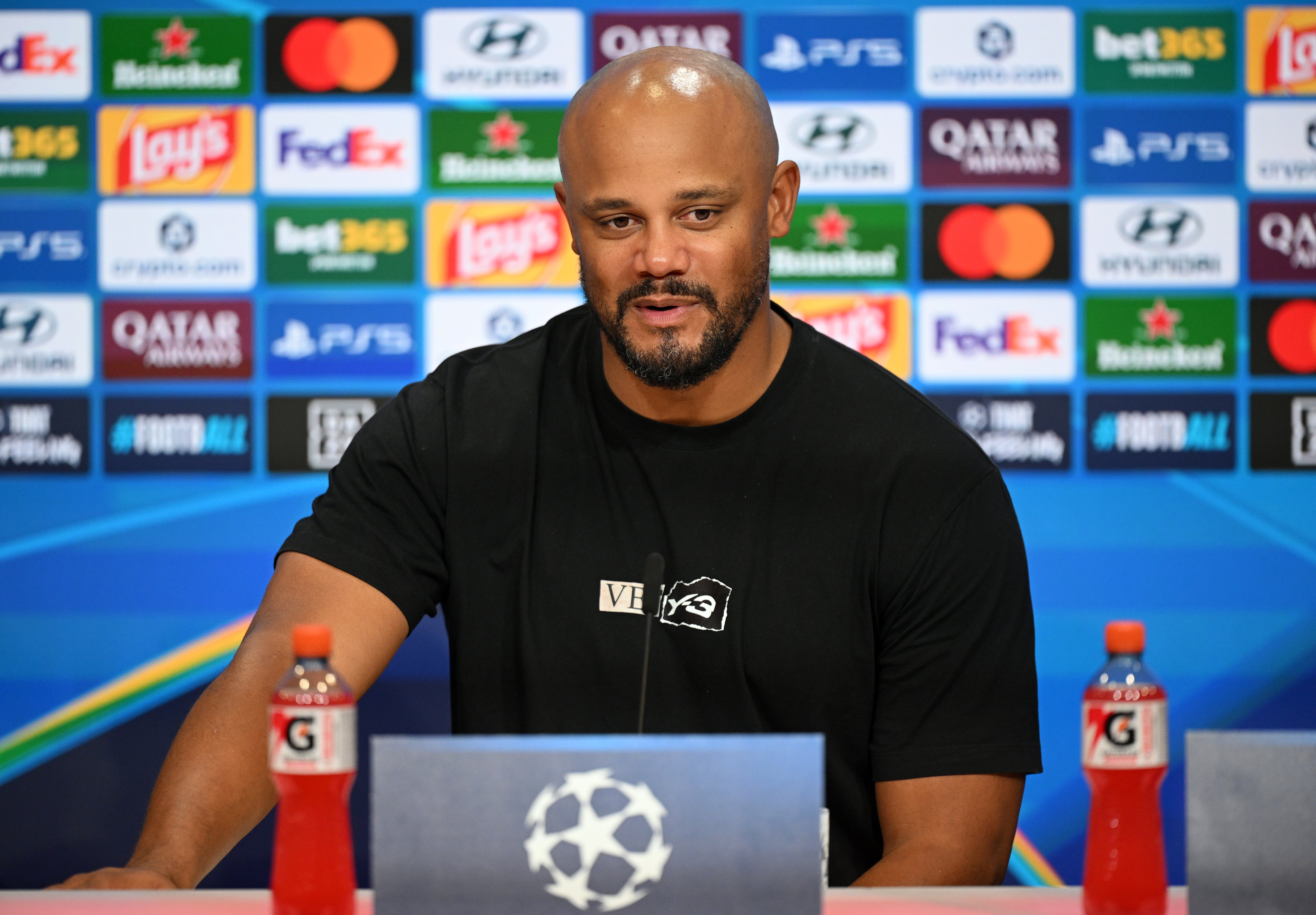 Vincent Kompany, durante la rueda de prensa previa al encuentro frente al Arsenal. Vincent Kompany, durante la rueda de prensa previa al encuentro frente al Arsenal.