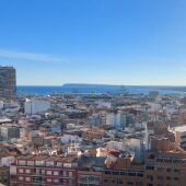 Vista del Puerto de Alicante desde el Castillo de Santa Bárbara 