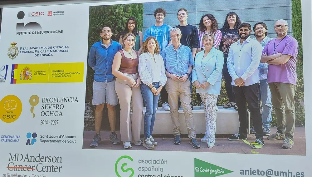 El equipo de Ángela Nieto en el Instituto de Neurociencias El equipo de Ángela Nieto en el Instituto de Neurociencias