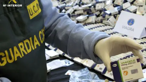 Alijo de medicamentos falsos Alijo de medicamentos falsos
