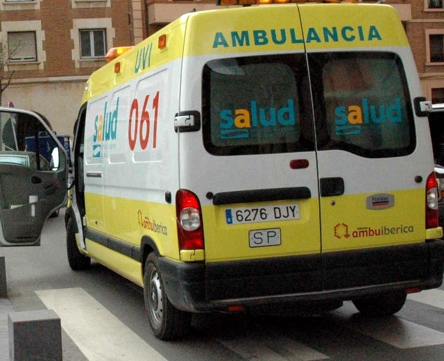 Dos fontaneros mueren por inhalación de gases cuando reparaban un colector Dos fontaneros mueren por inhalación de gases cuando reparaban un colector