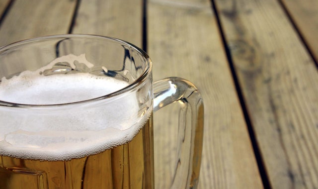 El consumo moderado de cerveza y una dieta mediterránea podría reducir la mortalidad por enfermedades cardiovasculares El consumo moderado de cerveza y una dieta mediterránea podría reducir la mortalidad por enfermedades cardiovasculares