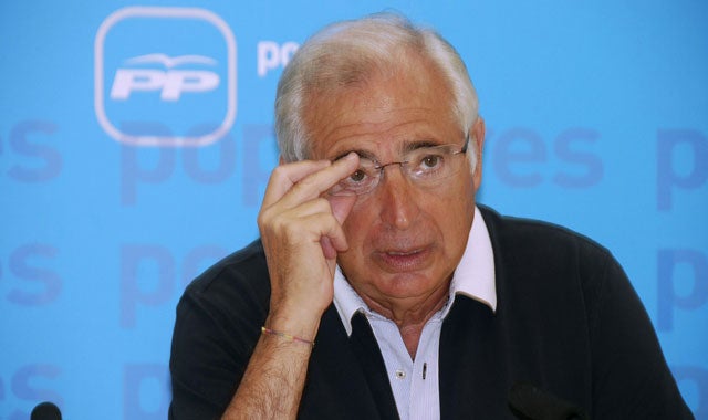 El presidente de Melilla llama "piraos" a los independentistas catalanes El presidente de Melilla llama "piraos" a los independentistas catalanes