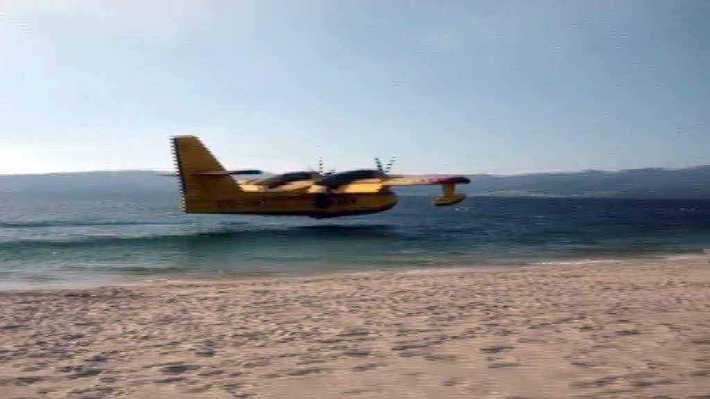 Mesa de Redacción: Esas avionetas publicitarias de la playa Mesa de Redacción: Esas avionetas publicitarias de la playa