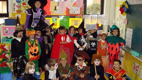 Ni&ntilde;os disfrazados en Halloween