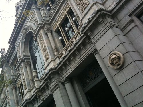 La Brújula de la Economía: La deuda púbica en España vuelve a batir récords La Brújula de la Economía: La deuda púbica en España vuelve a batir récords