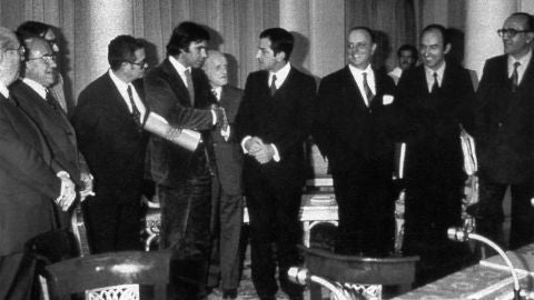 Durante la firma de los Pactos de la Moncloa en 1977