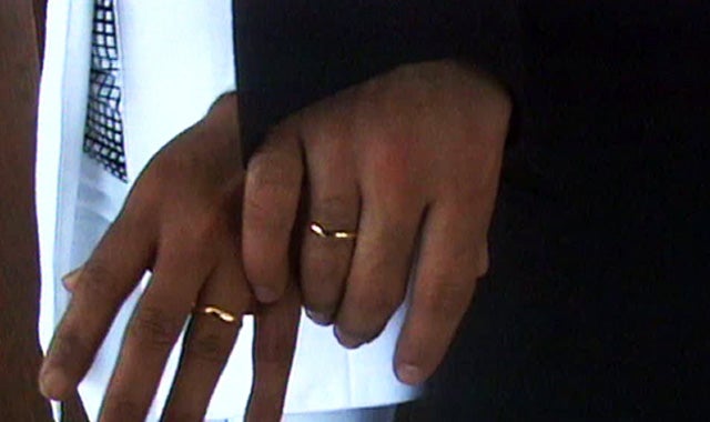 Detenidos 40 miembros de una red que concertaba matrimonios de conveniencia Detenidos 40 miembros de una red que concertaba matrimonios de conveniencia