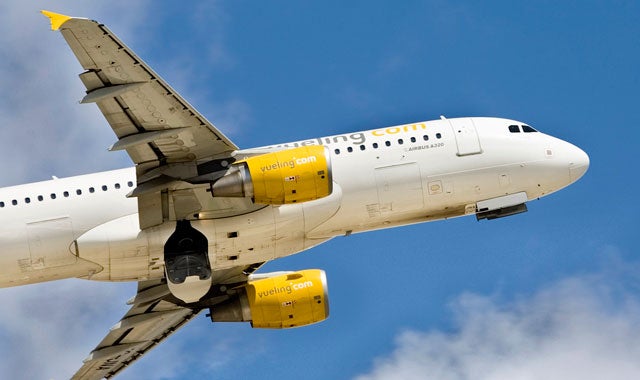 La Brújula de la economía: Vueling se enfrenta a un expediente del ministerio de Fomento La Brújula de la economía: Vueling se enfrenta a un expediente del ministerio de Fomento
