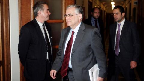 El primer ministro griego, Luk&aacute;s Papademos