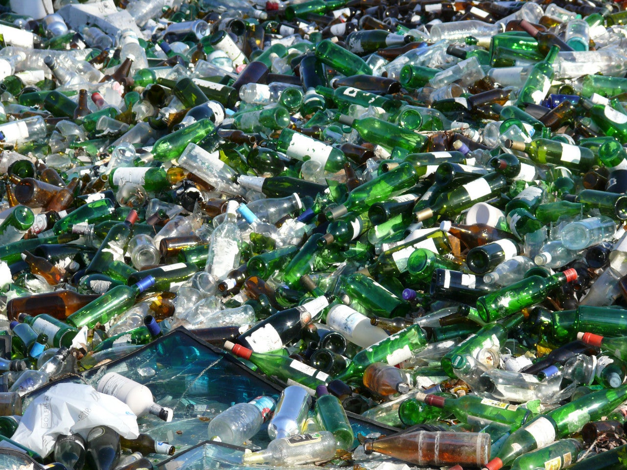 España bate su propio récord con más de 893.000 toneladas de residuos de vidrio reciclado España bate su propio récord con más de 893.000 toneladas de residuos de vidrio reciclado