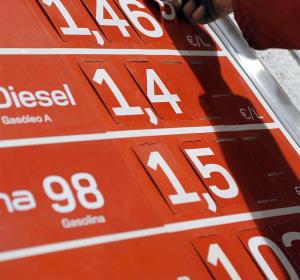 Cambio de precios en las gasolineras. Cambio de precios en las gasolineras.