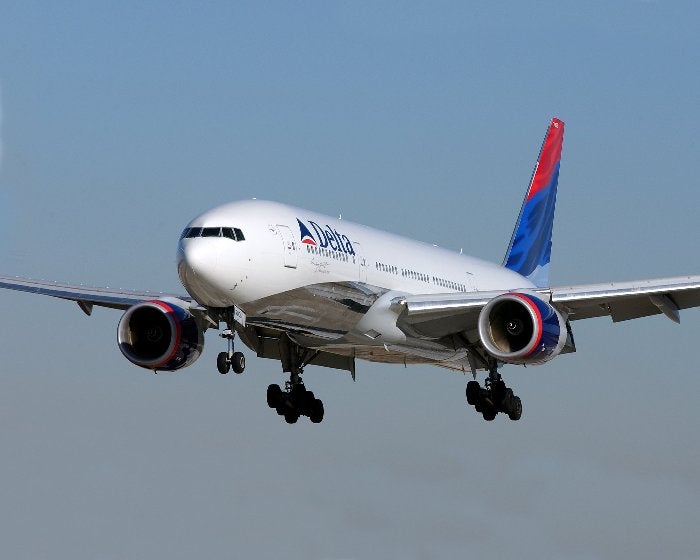 La aerolínea Delta anuncia cancelaciones y retrasos en los vuelos en todo el mundo debido a un problema informático La aerolínea Delta anuncia cancelaciones y retrasos en los vuelos en todo el mundo debido a un problema informático
