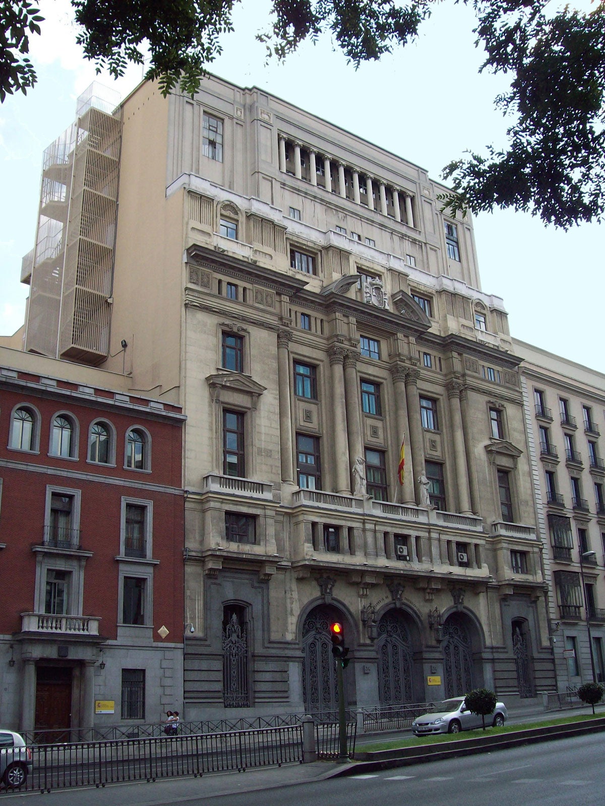 El Ministerio de Educación avisa a los directores escolares que no está exentos de responsabilidad El Ministerio de Educación avisa a los directores escolares que no está exentos de responsabilidad