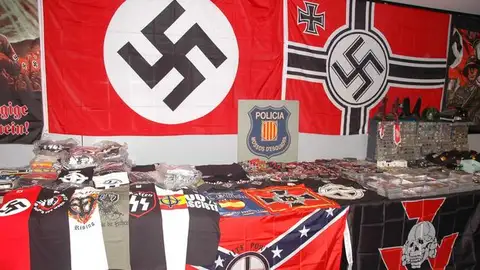 Material nazi decomisado Material nazi decomisado