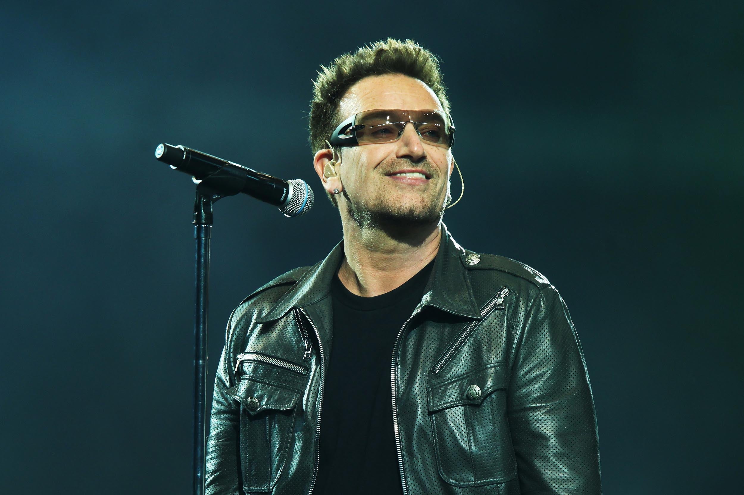 Bono confirma que ha recuperado su voz y que U2 podrá completar su gira Bono confirma que ha recuperado su voz y que U2 podrá completar su gira
