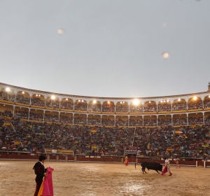 Plaza de Las Ventas en dia de lluvia Plaza de Las Ventas en dia de lluvia