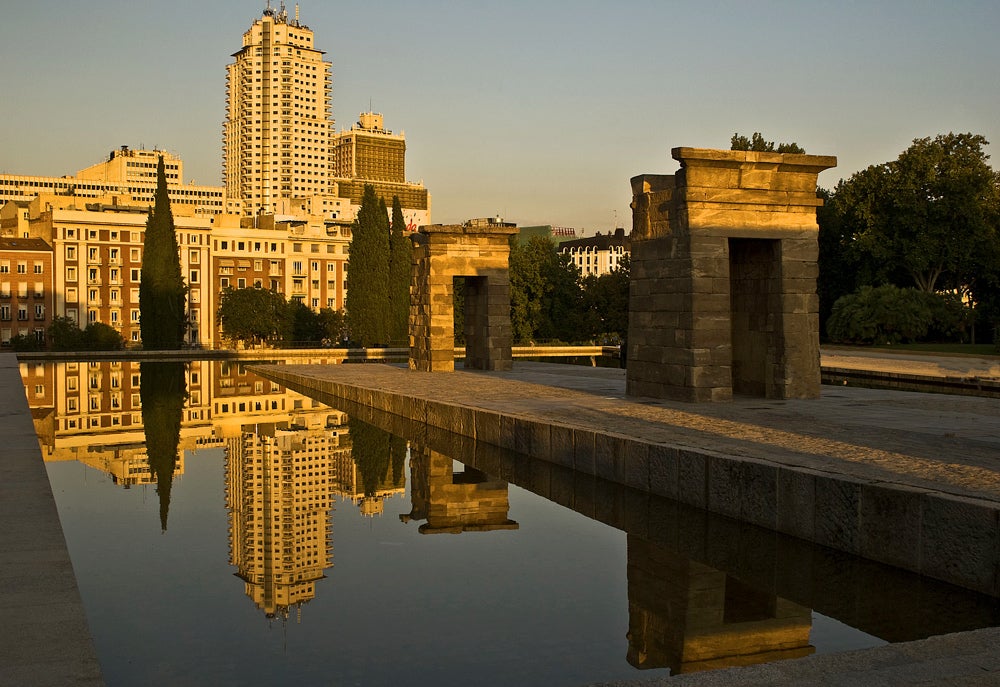 Carlos León: "El Templo de Debod pertenece al paisaje de Madrid" Carlos León: "El Templo de Debod pertenece al paisaje de Madrid"