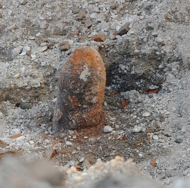 Evacúan 10.000 personas en Polonia tras encontrar una bomba de II Guerra Mundial Evacúan 10.000 personas en Polonia tras encontrar una bomba de II Guerra Mundial