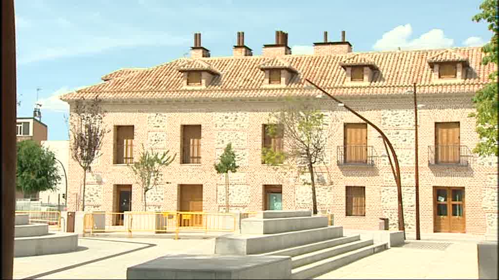 Muere un hombre y otro queda gravemente herido tras caerles un muro en San Fernando de Henares Muere un hombre y otro queda gravemente herido tras caerles un muro en San Fernando de Henares