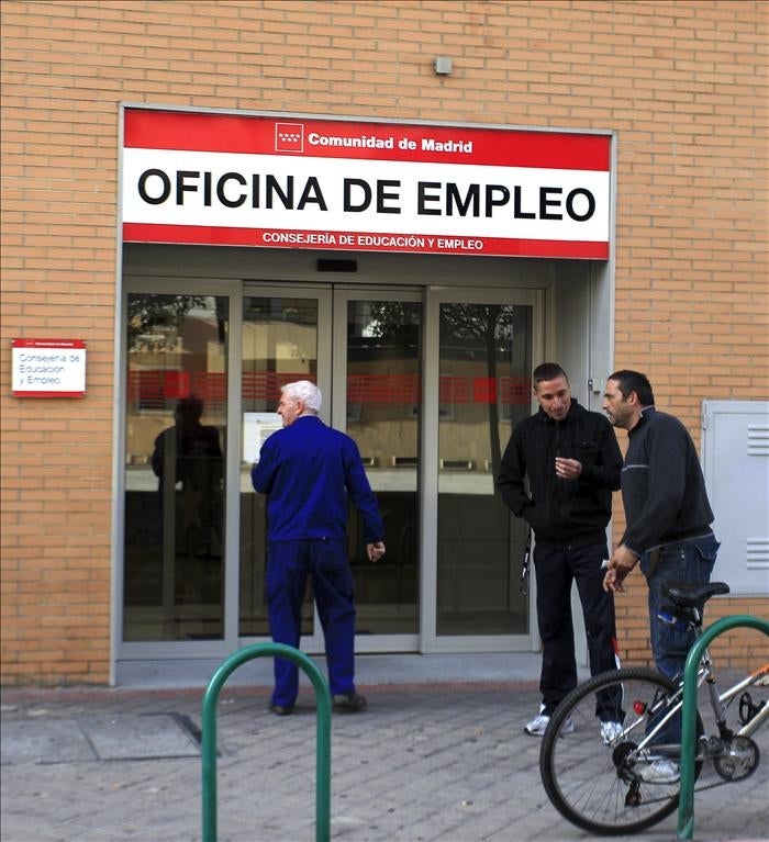 Paro mayo: Mejoran los datos de afiliados a la Seguridad Social, aunque el paro vuelve a subir en 26.573 personas Paro mayo: Mejoran los datos de afiliados a la Seguridad Social, aunque el paro vuelve a subir en 26.573 personas