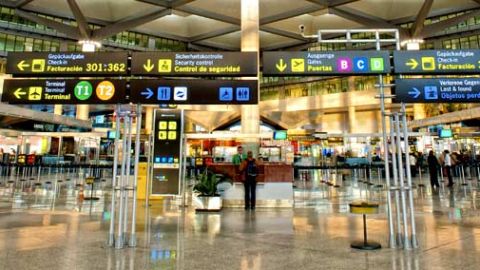 Terminal de un aeropuerto espa&ntilde;ol