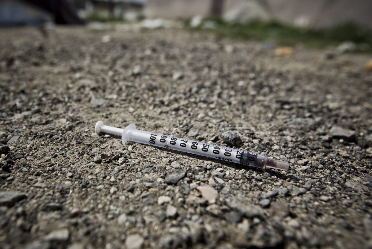 Una de cada tres personas que se inyecta drogas tiene hepatitis C Una de cada tres personas que se inyecta drogas tiene hepatitis C