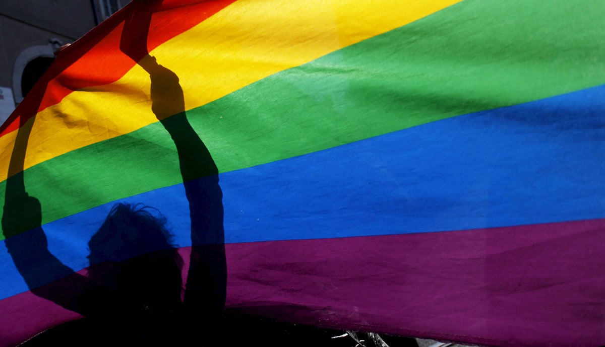 La comunidad gay se solidariza con las víctimas de la matanza de Orlando La comunidad gay se solidariza con las víctimas de la matanza de Orlando