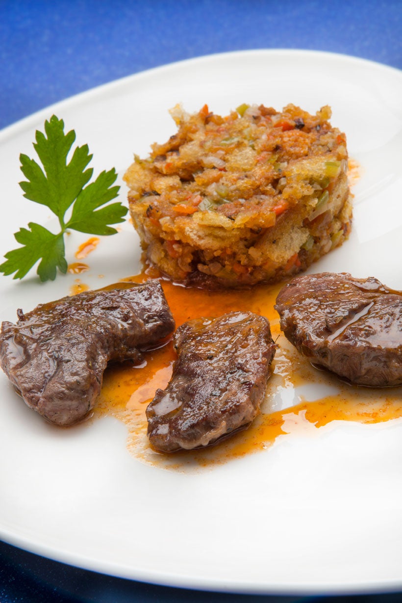 Un estudio de la UEx aconseja adaptar la oferta de turismo gastronómico a las preferencias generacionales Un estudio de la UEx aconseja adaptar la oferta de turismo gastronómico a las preferencias generacionales