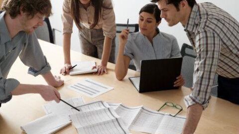 J&oacute;venes emprendedores