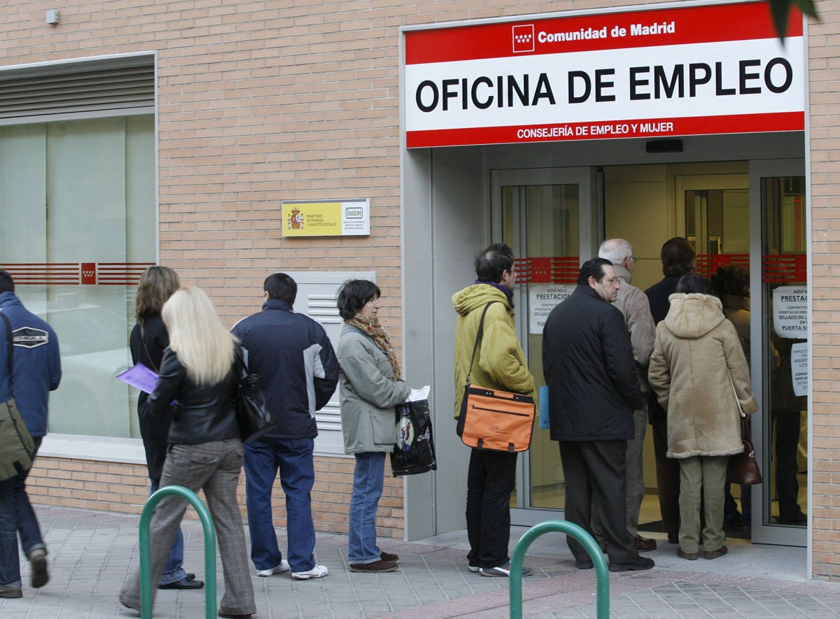El paro sube en noviembre en 24.841 personas hasta 3.789.823 desempleados El paro sube en noviembre en 24.841 personas hasta 3.789.823 desempleados