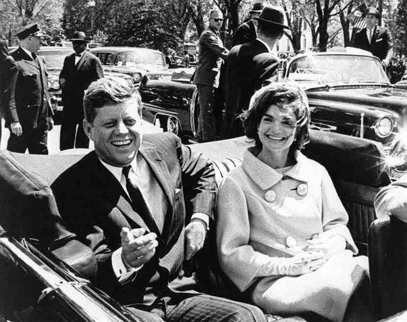Agustín Alcalá: Seis de cada diez estadounidenses creen que hubo una conspiración para matar a JFK Agustín Alcalá: Seis de cada diez estadounidenses creen que hubo una conspiración para matar a JFK