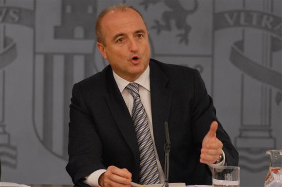 El exministro Sebastián solicita personarse como acusación por el espionaje de Villarejo para BBVA El exministro Sebastián solicita personarse como acusación por el espionaje de Villarejo para BBVA