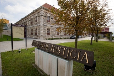 El TSJC ordena bloquear el plan del Govern para el voto telemático en el 1-O El TSJC ordena bloquear el plan del Govern para el voto telemático en el 1-O