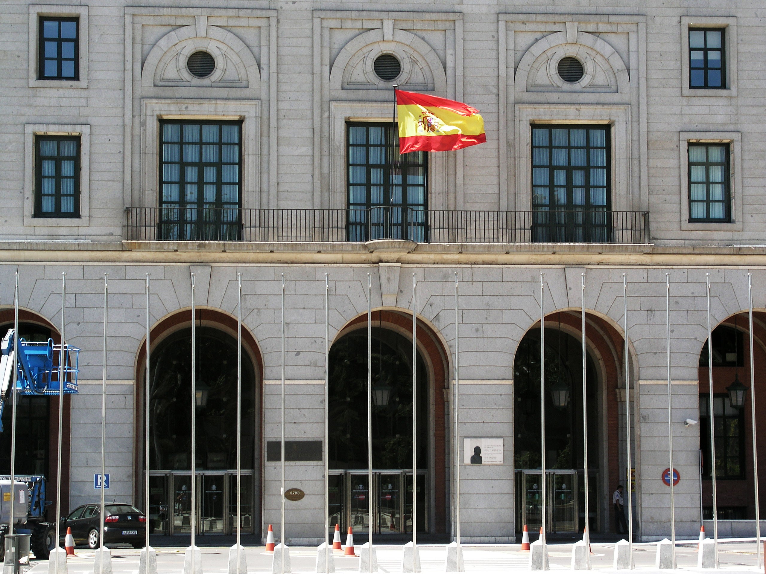 Granada pide al ministro de Fomento que visite la ciudad para conocer la propuesta de soterramiento Granada pide al ministro de Fomento que visite la ciudad para conocer la propuesta de soterramiento