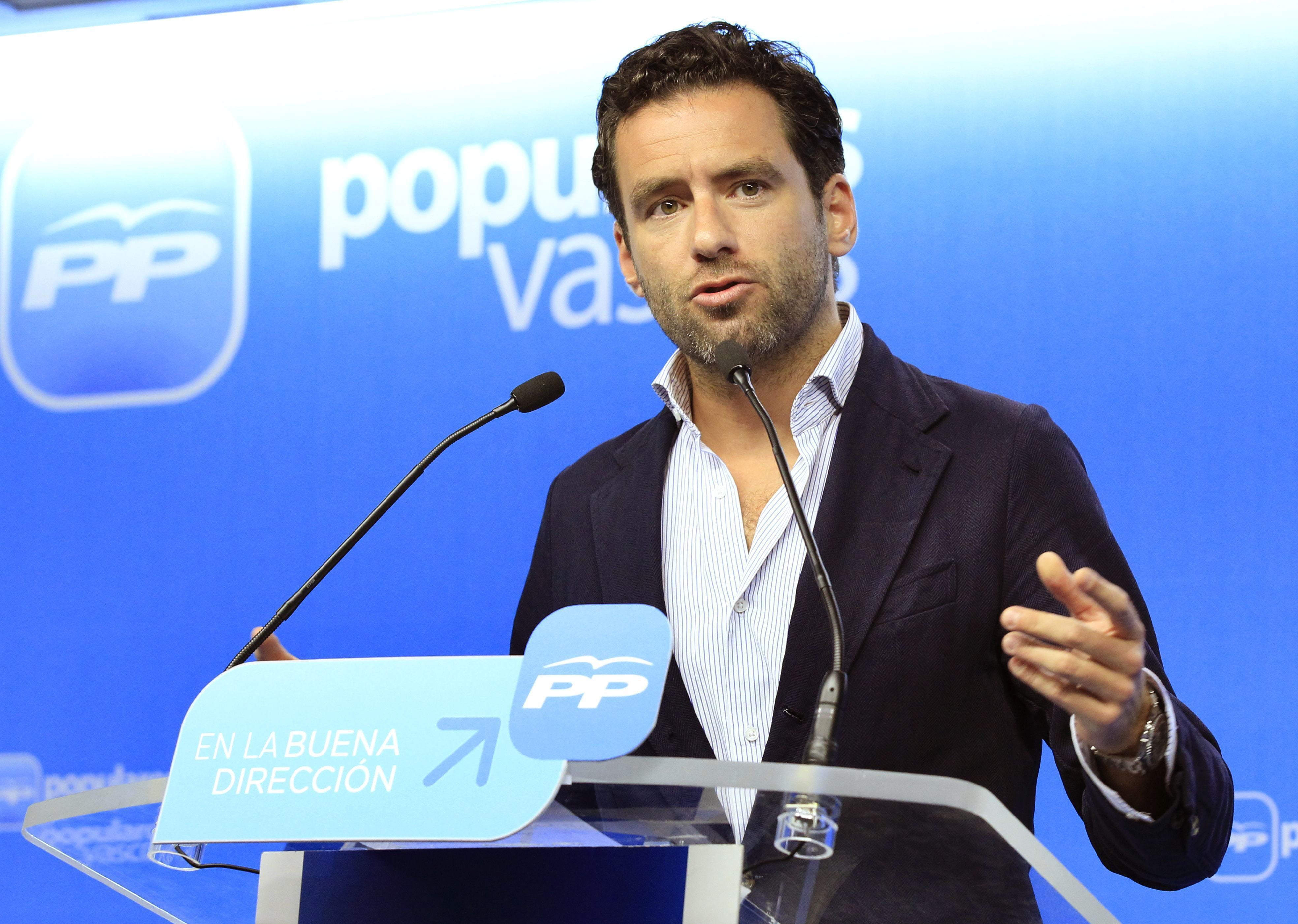 Sémper se despide defendiendo el ejercicio de la política sin "trincheras" Sémper se despide defendiendo el ejercicio de la política sin "trincheras"