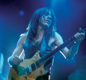 El guitarrista de AC/DC Malcolm Young El guitarrista de AC/DC Malcolm Young