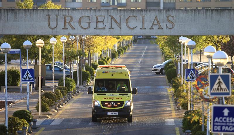 Tertulia de médicos: "En urgencias te dicen lo que necesitas, no lo que tienes" Tertulia de médicos: "En urgencias te dicen lo que necesitas, no lo que tienes"