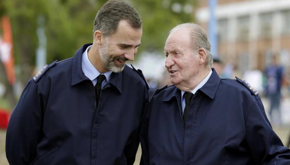 Felipe VI y Juan Carlos I coinciden por primera vez en un acto público