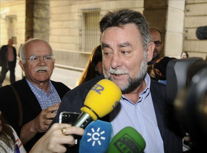 Suspendida la sesión de cuestiones previas del juicio a la antigua cúpula de UGT-A por posible fraude Suspendida la sesión de cuestiones previas del juicio a la antigua cúpula de UGT-A por posible fraude
