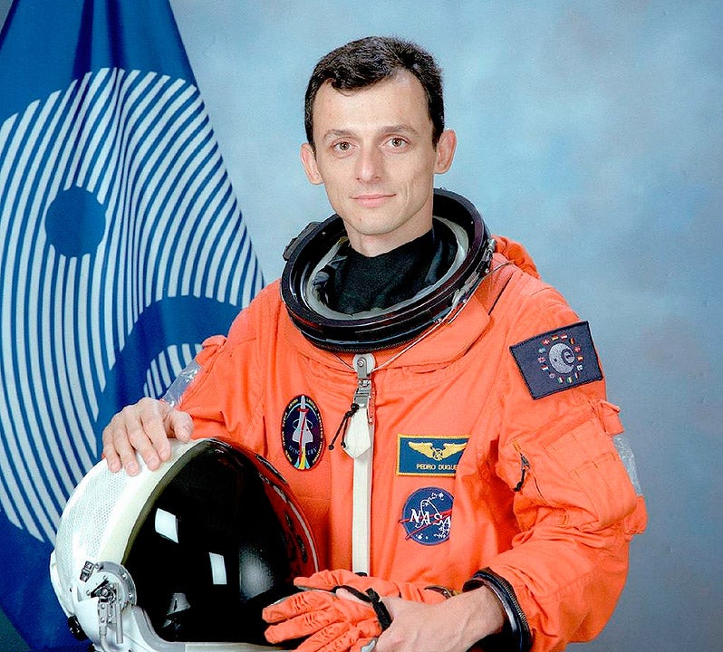 Pedro Duque: "Los viajes tripulados a Marte podrían llevarse a cabo de diez a quince años" Pedro Duque: "Los viajes tripulados a Marte podrían llevarse a cabo de diez a quince años"