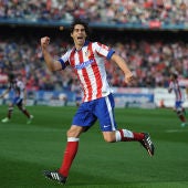Tiago Mendes celebra su gol con el Atlético de Madrid