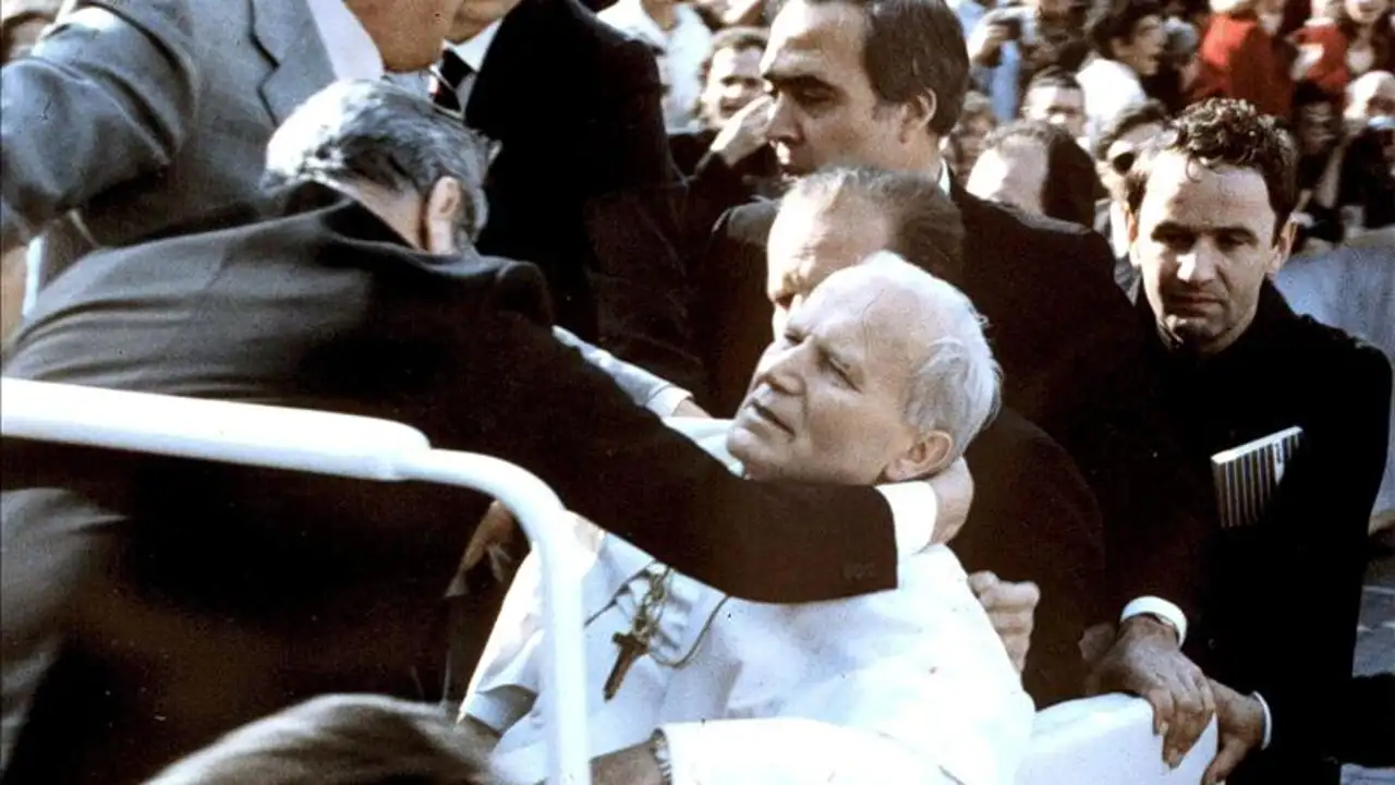 Atentado contra el Papa Juan Pablo II Atentado contra el Papa Juan Pablo II