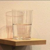 Un vaso de agua medio lleno entre las obras más controvertidas de ARCO 2015