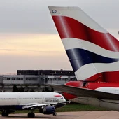 Aviones de British Airways, en el aeropuerto de Heathrow Aviones de British Airways, en el aeropuerto de Heathrow