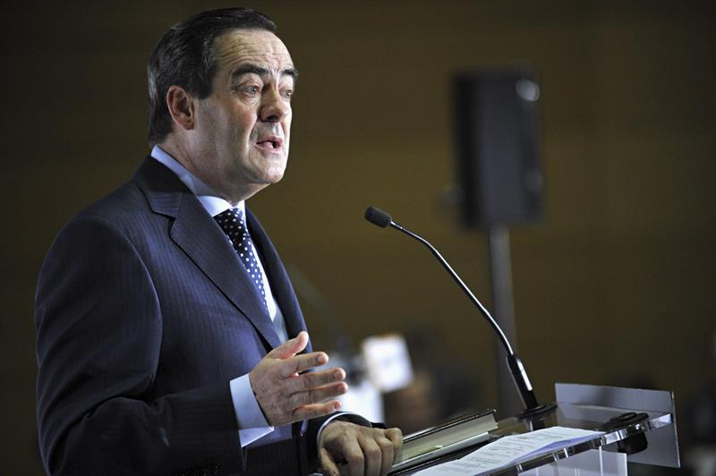 Bono cree que el PSOE debe abstenerse "si es necesario" para evitar terceras elecciones Bono cree que el PSOE debe abstenerse "si es necesario" para evitar terceras elecciones