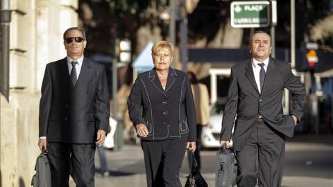 La ex consellera de Turismo Milagrosa Mart&iacute;nez llegando al TSJCV