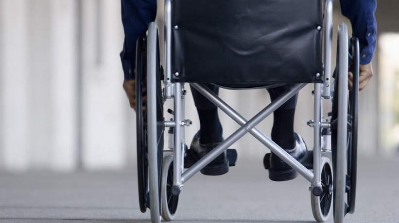 El cruel ataque de un hombre a una niña de cuatro años en silla de ruedas: "No debería haber nacido" El cruel ataque de un hombre a una niña de cuatro años en silla de ruedas: "No debería haber nacido"