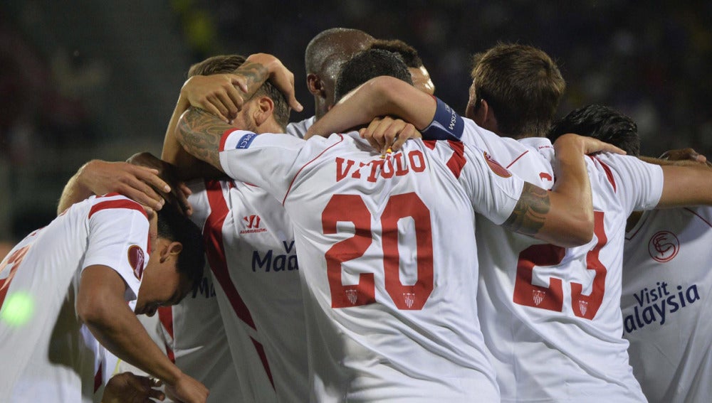 El Sevilla celebra el pase a la final de la Europa League
